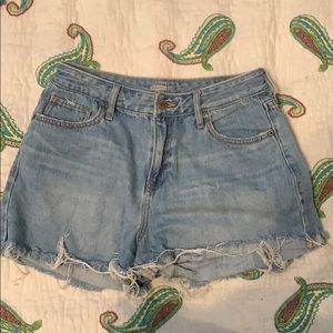 Light-Medium Wash Denim shorts